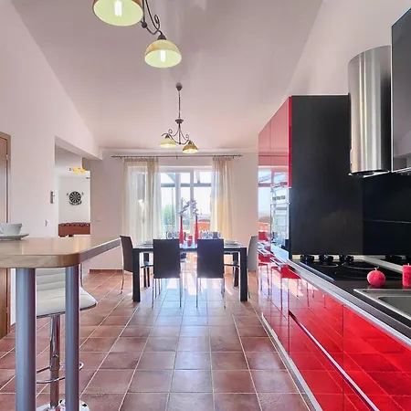 Vera بيت للعطل *